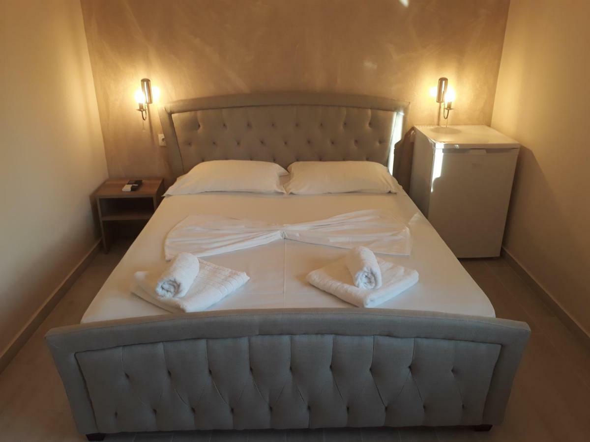 Apartment Oneiro Zois *